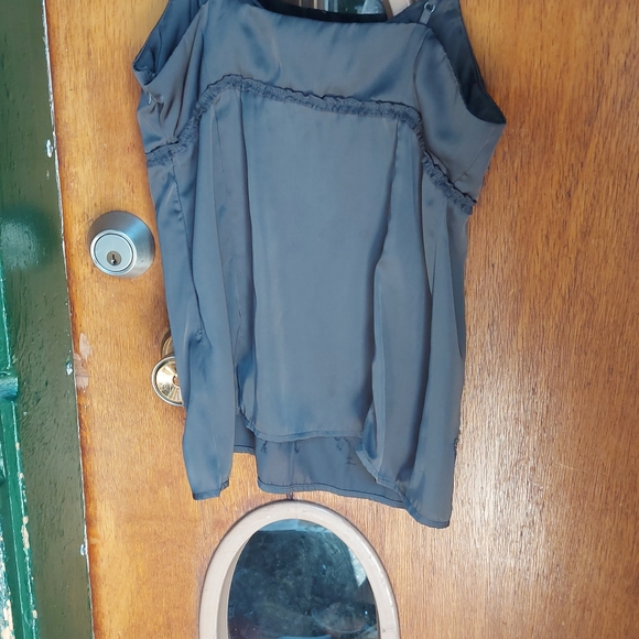 🌷Bluenotes Beaded Camisole - Picture 2 of 5